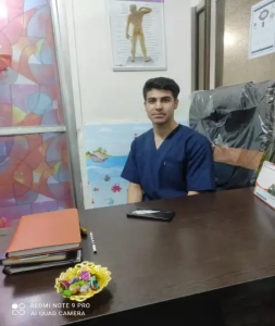 دکتر حسین همتی